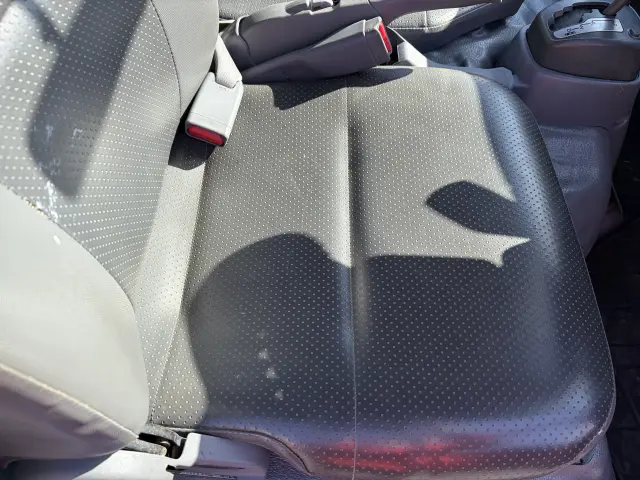 いすゞ エルフ 2RG-NKR88AD(4WD)の写真31