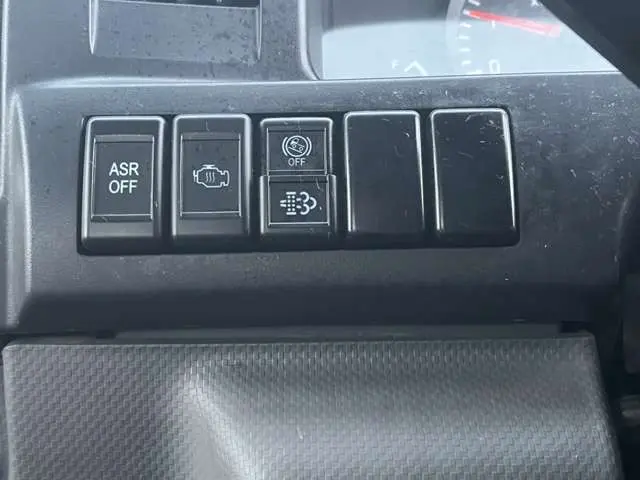 いすゞ エルフ TPG-NKR85AD(2WD)の写真28