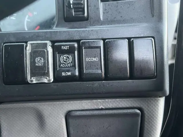 いすゞ エルフ TPG-NKR85AD(2WD)の写真29