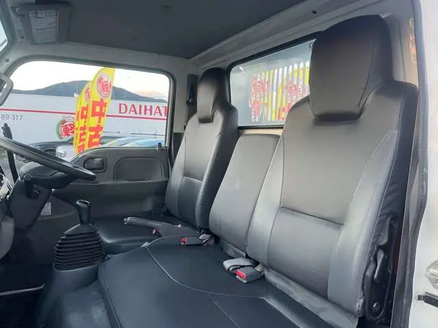 いすゞ エルフ TPG-NKR85AD(2WD)の写真37