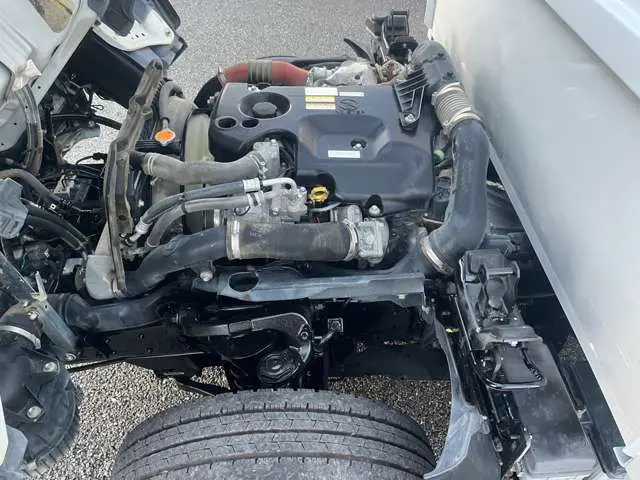 いすゞ エルフ TPG-NKR85AD(2WD)の写真39