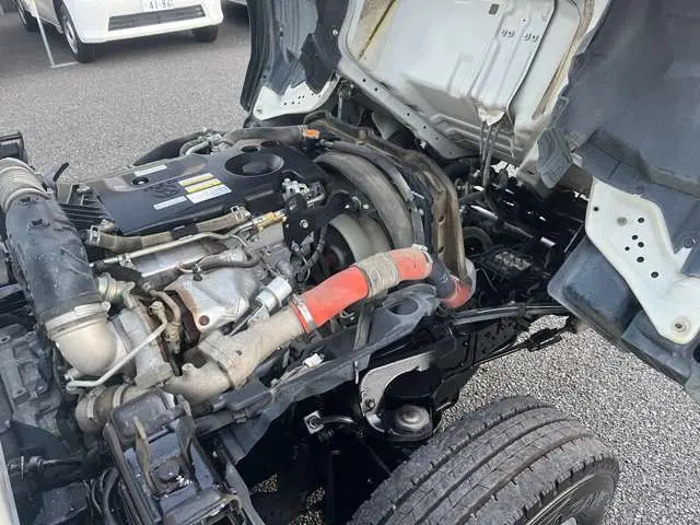 いすゞ エルフ TPG-NKR85AD(2WD)の写真41