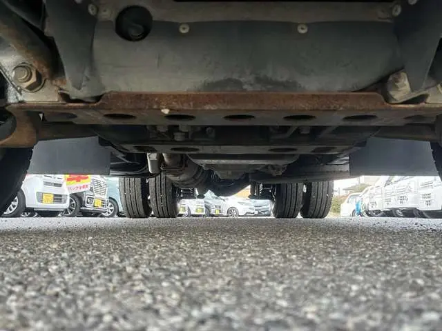 いすゞ エルフ TPG-NKR85AD(2WD)の写真45