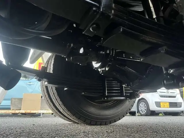 いすゞ エルフ TPG-NKR85AD(2WD)の写真46