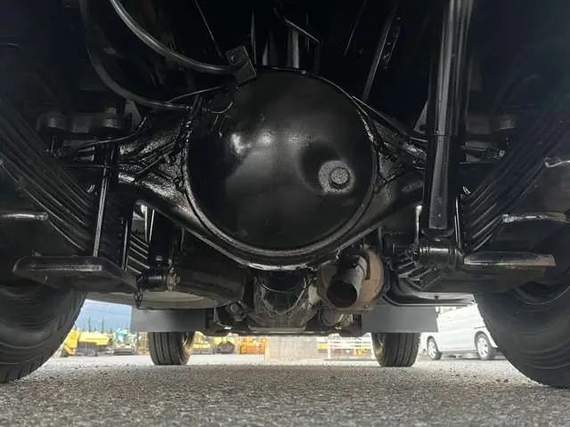 いすゞ エルフ TPG-NKR85AD(2WD)の写真47