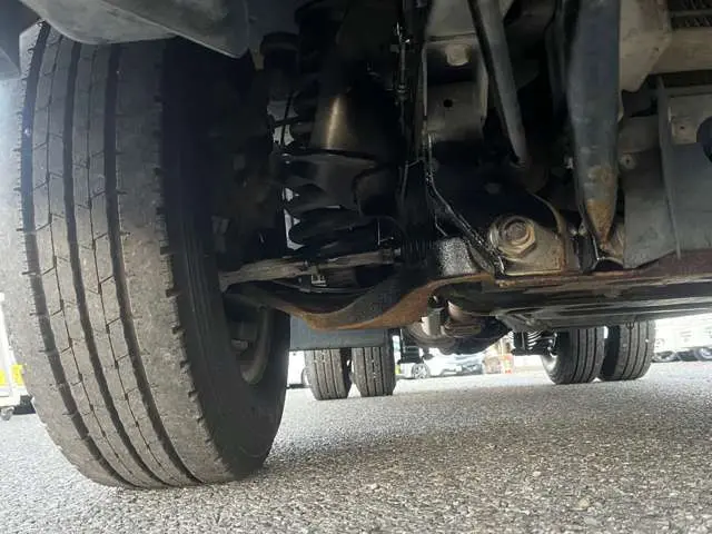 いすゞ エルフ TPG-NKR85AD(2WD)の写真48