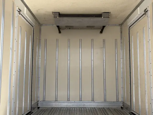 いすゞ エルフ TRG-NLS85AN(4WD)の写真13