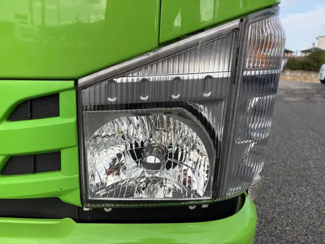 いすゞ エルフ TPG-NHR85AN(2WD)の写真19