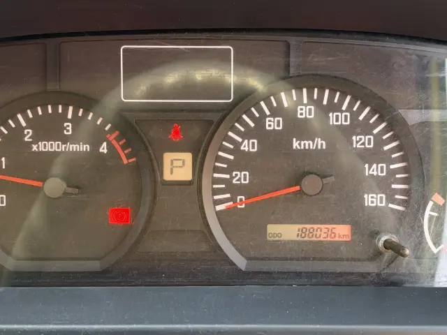いすゞ エルフ TPG-NHR85AN(2WD)の写真24