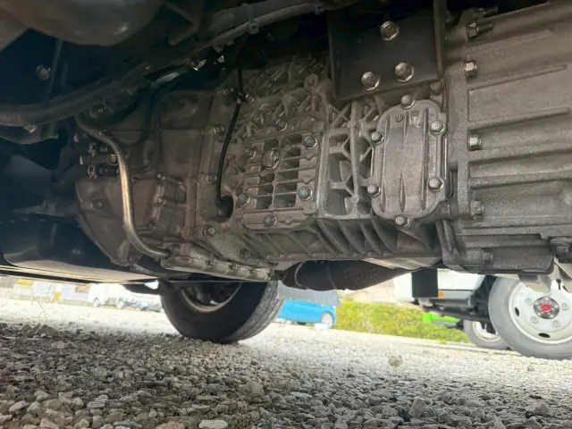 いすゞ エルフ TPG-NHR85AN(2WD)の写真35
