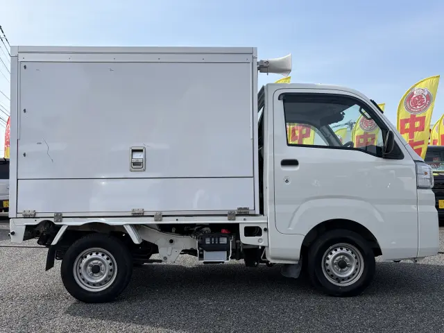 ダイハツ ハイゼットトラック EBD-S500P(2WD)の写真8