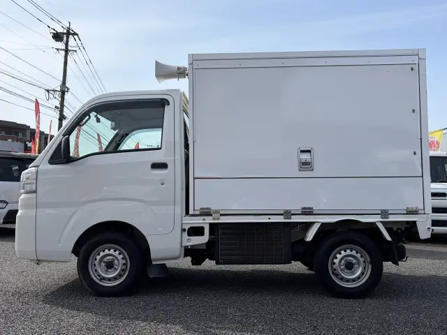 ダイハツ ハイゼットトラック EBD-S500P(2WD)の写真9