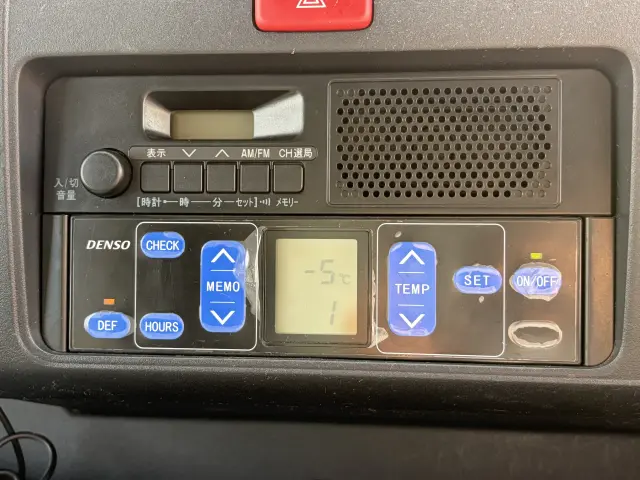 ダイハツ ハイゼットトラック EBD-S500P(2WD)の写真11