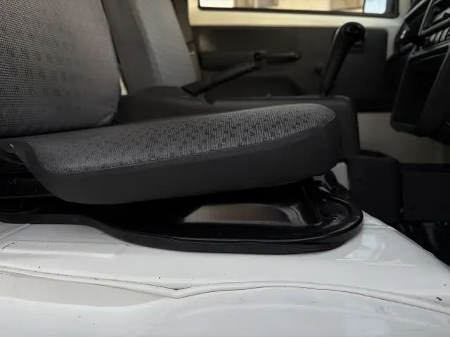 日産 クリッパートラック EBD-DR16T(2WD)の写真30