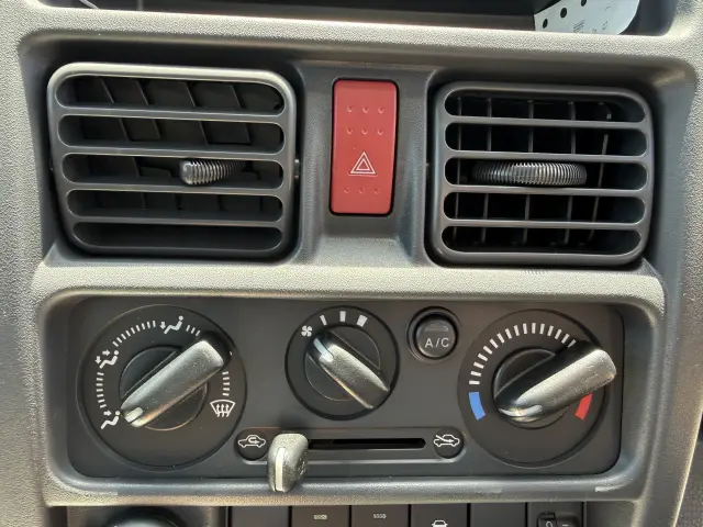 スズキ キャリイ 3BD-DA16T(4WD)の写真25
