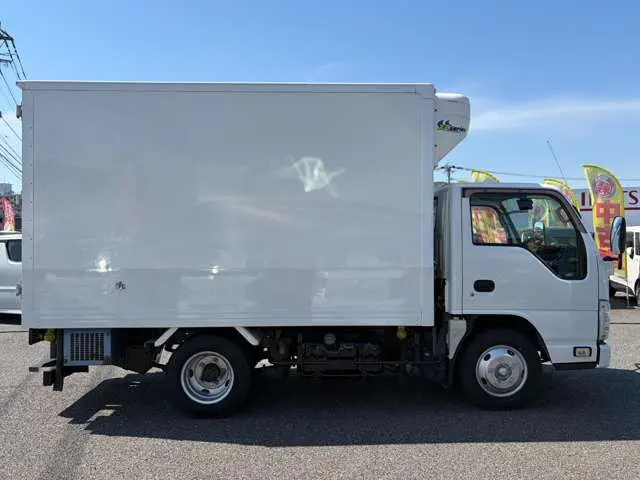 日産 アトラス TKG-AKR85AN(2WD)の写真4