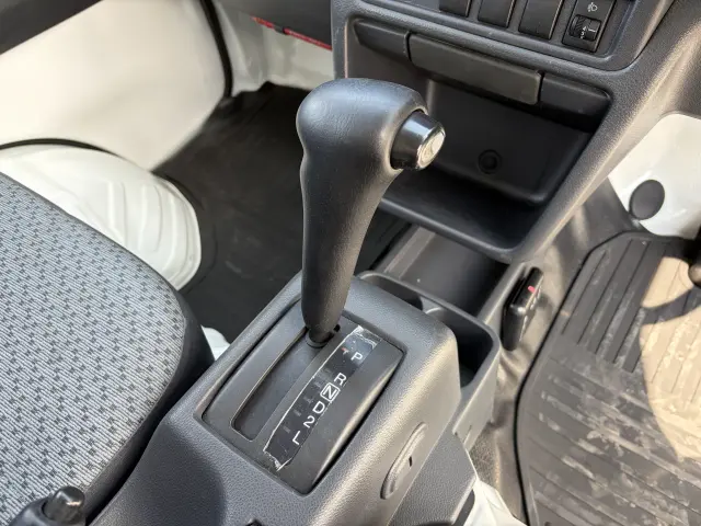 日産 クリッパートラック EBD-DR16T(2WD)の写真28