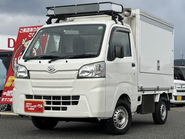 ダイハツ ハイゼットトラック EBD-S500P(2WD)の写真2