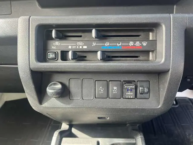 ダイハツ ハイゼットトラック EBD-S500P(2WD)の写真42