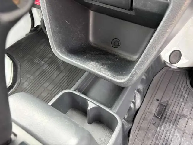 日産 クリッパートラック EBD-DR16T(2WD)の写真39