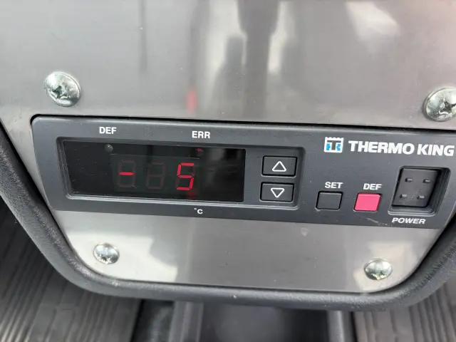 スズキ キャリイ 3BD-DA16T(2WD)の写真17