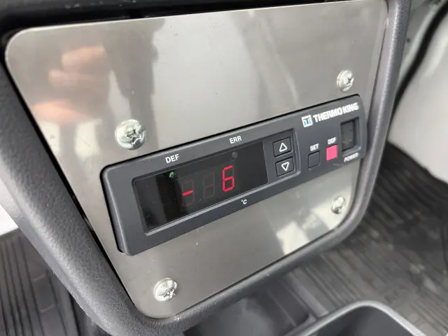 スズキ キャリイ 3BD-DA16T(2WD)の写真18