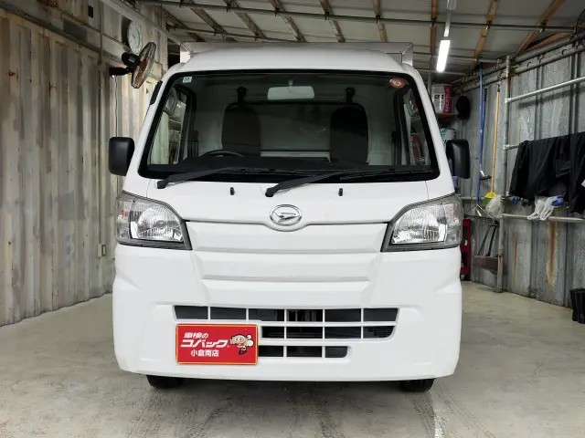ダイハツ ハイゼットトラック EBD-S500P(2WD)の写真2