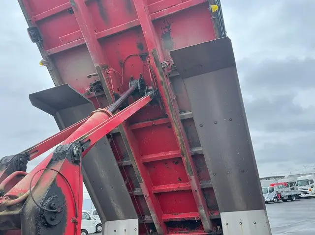 三菱 スーパーグレート QKG-FV50VX(6x4)の写真10