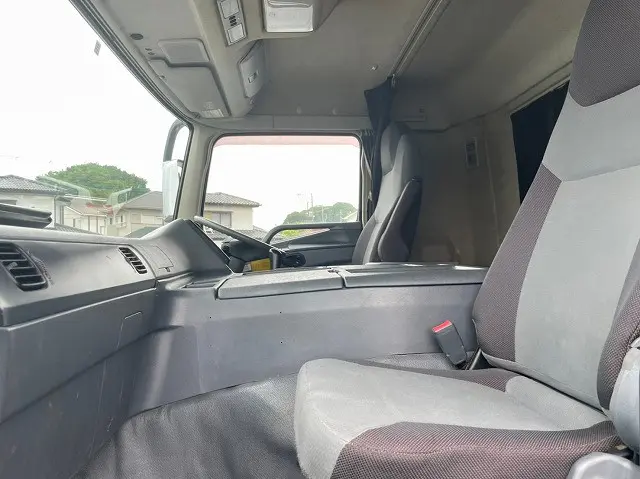 三菱 スーパーグレート QKG-FV50VX(6x4)の写真24