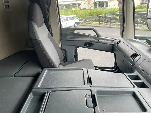 三菱 スーパーグレート QKG-FV50VX(6x4)の写真32