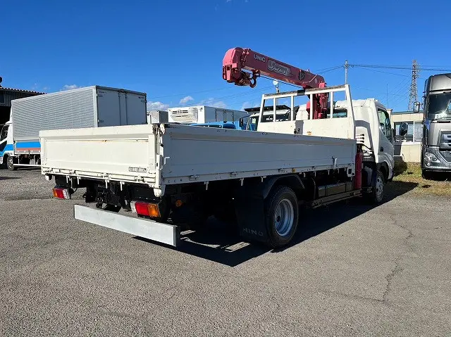 ★2.93トン吊り★URU293!★5速MT車!★H18-デュトロ・3段クレーン★|日野 デュトロ PB-XZU421M(2WD)の写真6