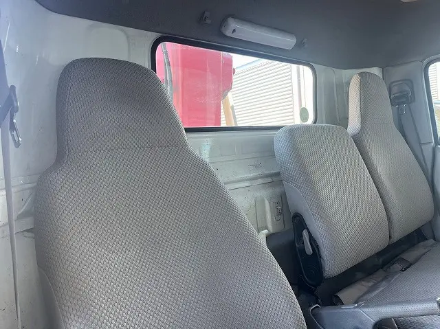 日野 デュトロ PB-XZU421M(2WD)の写真27