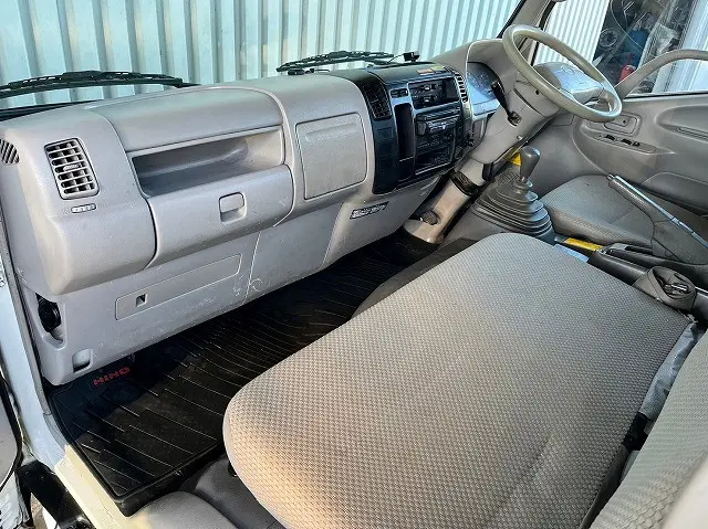 日野 デュトロ PB-XZU421M(2WD)の写真29