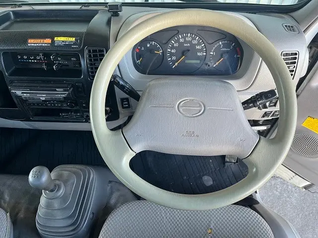 日野 デュトロ PB-XZU421M(2WD)の写真31