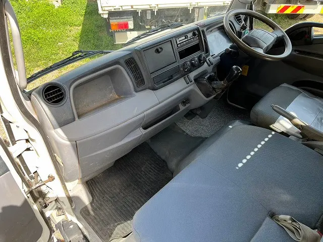 三菱 キャンター TKG-FBA60(2WD)の写真25