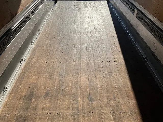 三菱 ファイター PA-FK71F(2WD)の写真15