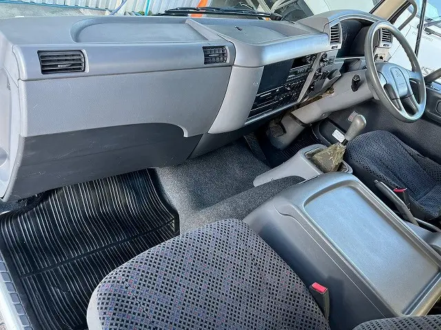 三菱 ファイター PA-FK71F(2WD)の写真25