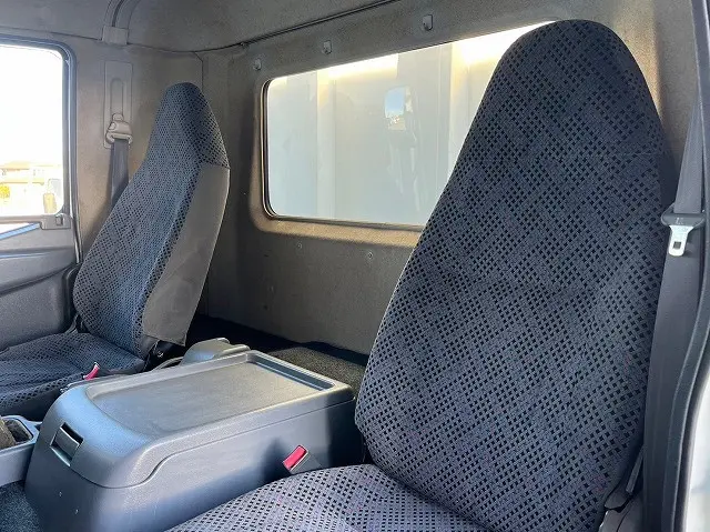 三菱 ファイター PA-FK71F(2WD)の写真26