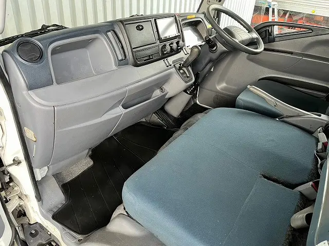 三菱 キャンター TKG-FBA20(2WD)の写真20
