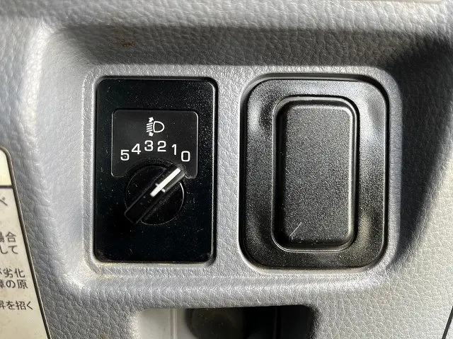 三菱 キャンター TKG-FBA20(2WD)の写真28