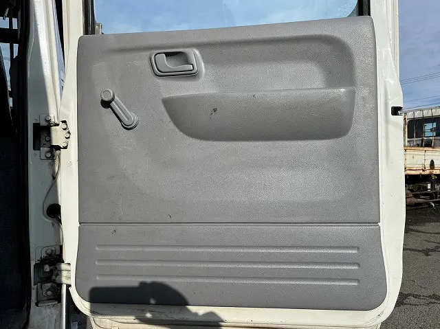 三菱 キャンター TKG-FBA20(2WD)の写真31