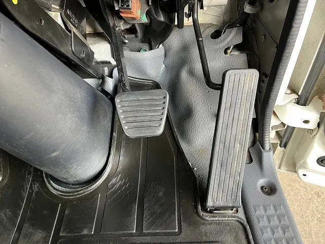 いすゞ エルフ TKG-NPR85AN(2WD)の写真25