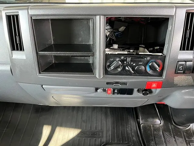 いすゞ エルフ TKG-NPR85AN(2WD)の写真26