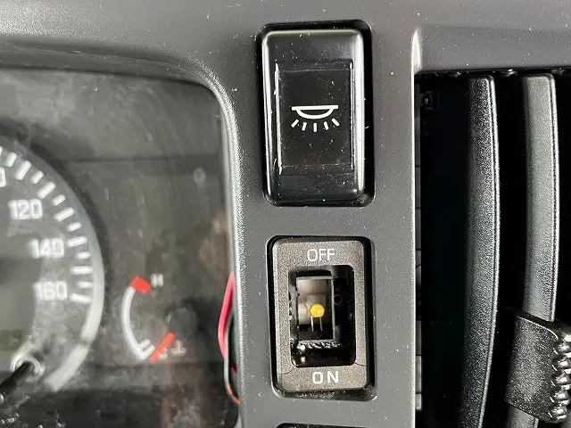 いすゞ エルフ TKG-NPR85AN(2WD)の写真30