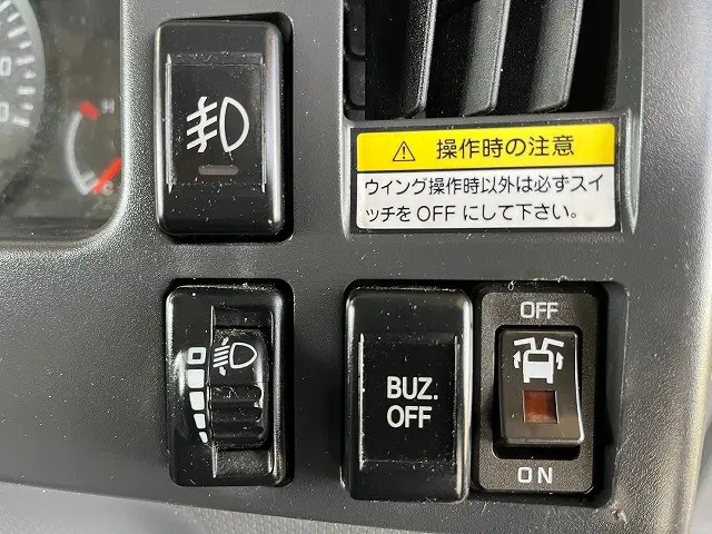 いすゞ エルフ TKG-NPR85AN(2WD)の写真31