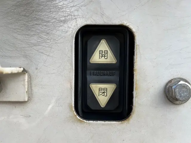 いすゞ エルフ TKG-NPR85AN(2WD)の写真43