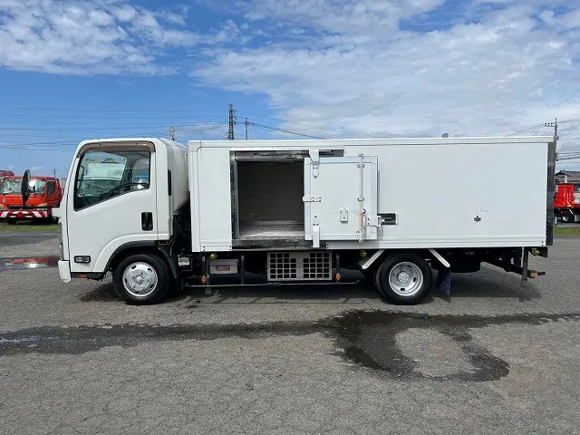 いすゞ エルフ TKG-NPR85AN(2WD)の写真9