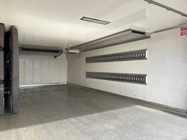 いすゞ エルフ TKG-NPR85AN(2WD)の写真16