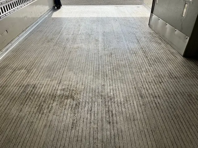 いすゞ エルフ TKG-NPR85AN(2WD)の写真17