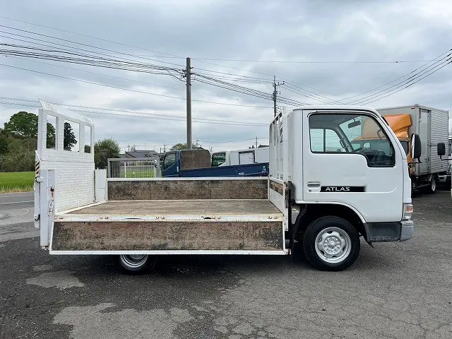 日産 アトラス TC-SH2F23(2WD)の写真11